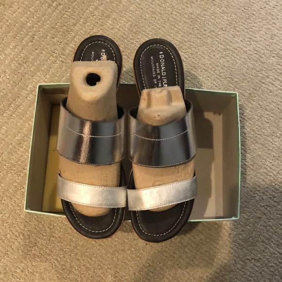 Donald J. Pliner Shoes - Donald J. Plinar Shera Cork Wedge - New - size 10